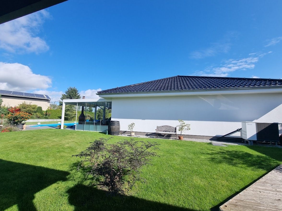 Immobilienangebot - Neuruppin - Alle - Zwei Häuser – ein Konzept: Leben, Arbeiten und Generationenwohnen mit Stil