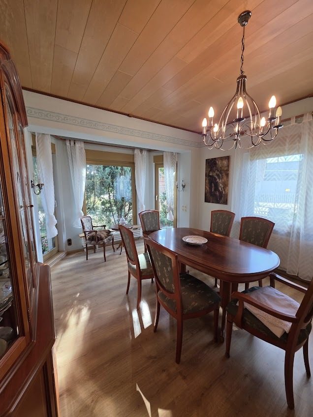 Immobilienangebot - Alt Ruppin - Alle - Alte Bäume, viel Grün und außergewöhnlich viel Platz – Ein Zuhause zum Ankommen