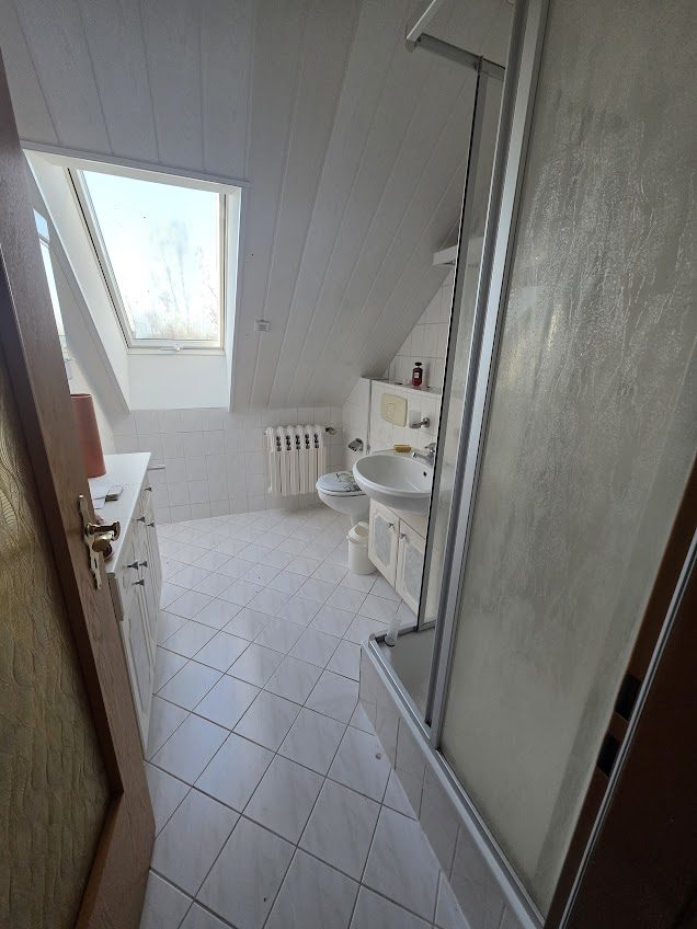 Immobilienangebot - Karwe - Alle - Zwischen Natur und Kreativität: EFH mit Atelier/Werkstatt und Bootssteg