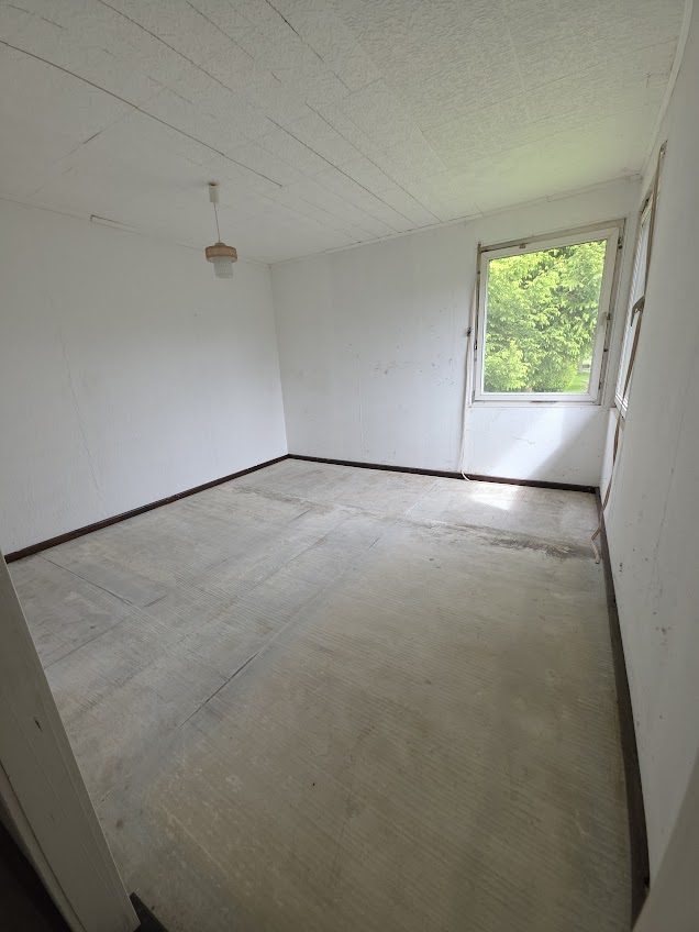 Immobilienangebot - Alt Ruppin - Alle - Direkt am Rhin: Haus im Altstadtkern mit Gäste-Bungalow und privater Uferfront