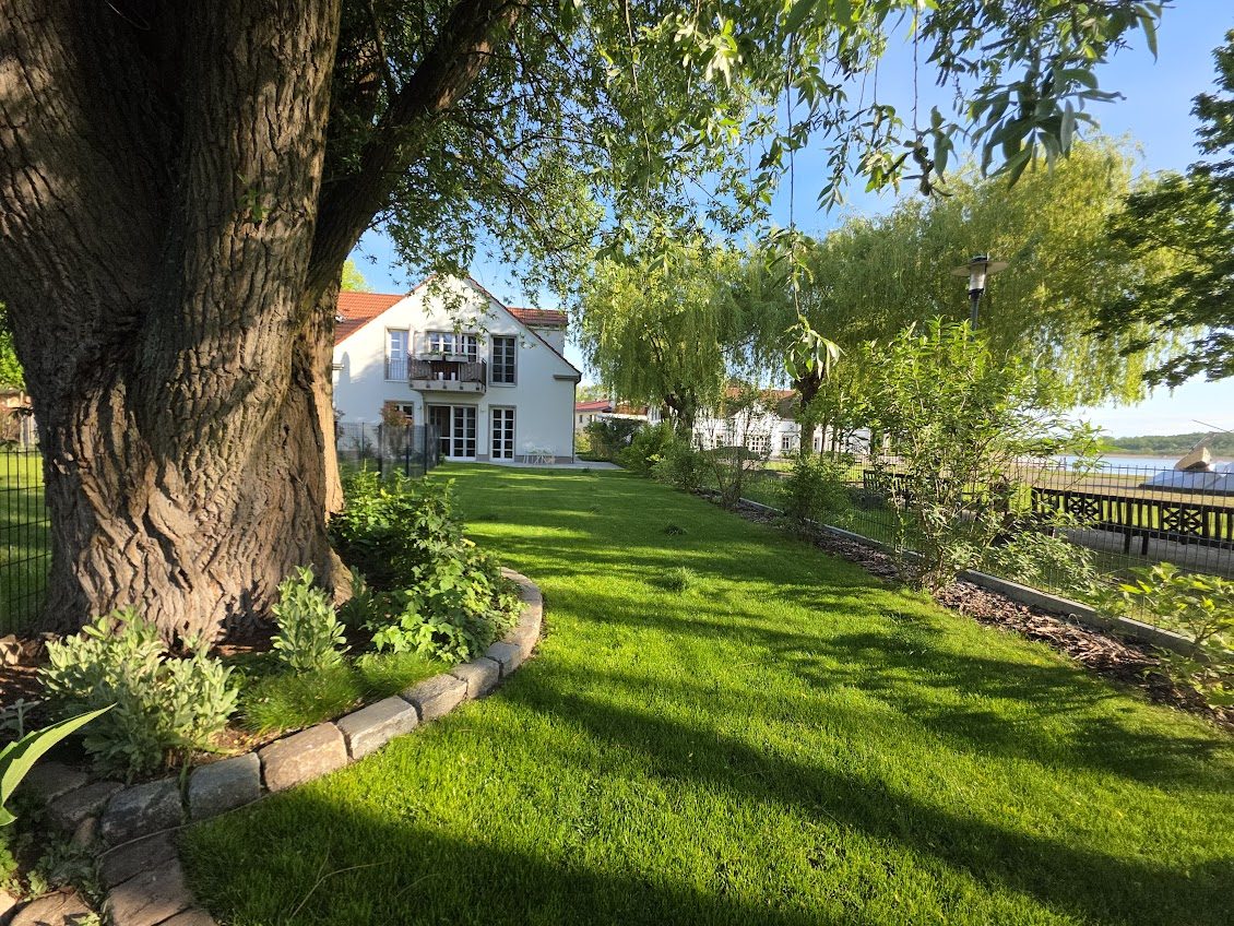 Immobilienangebot - Wustrau - Alle - Stylische Terrassenwohnung mit Garten direkt am Yachthafen