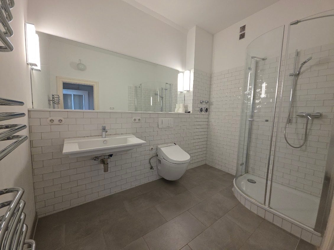 Immobilienangebot - Berlin - Alle - Über den Dächern Berlins – Stilvoll wohnen in einem architektonischen Wahrzeichen