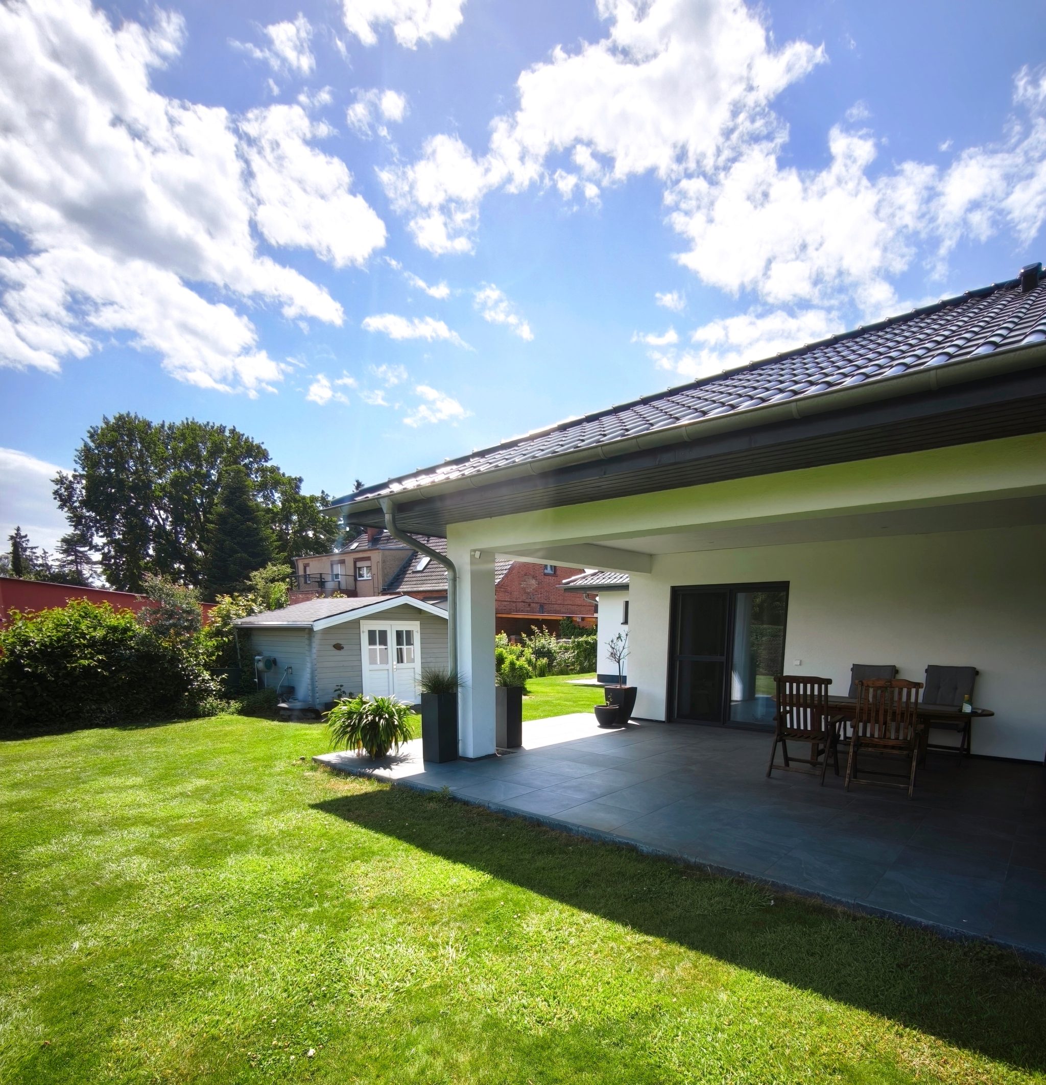 Immobilienangebot - Neuruppin - Alle - Moderner Bungalow mit A+ und kurzem Weg zum Ruppiner See