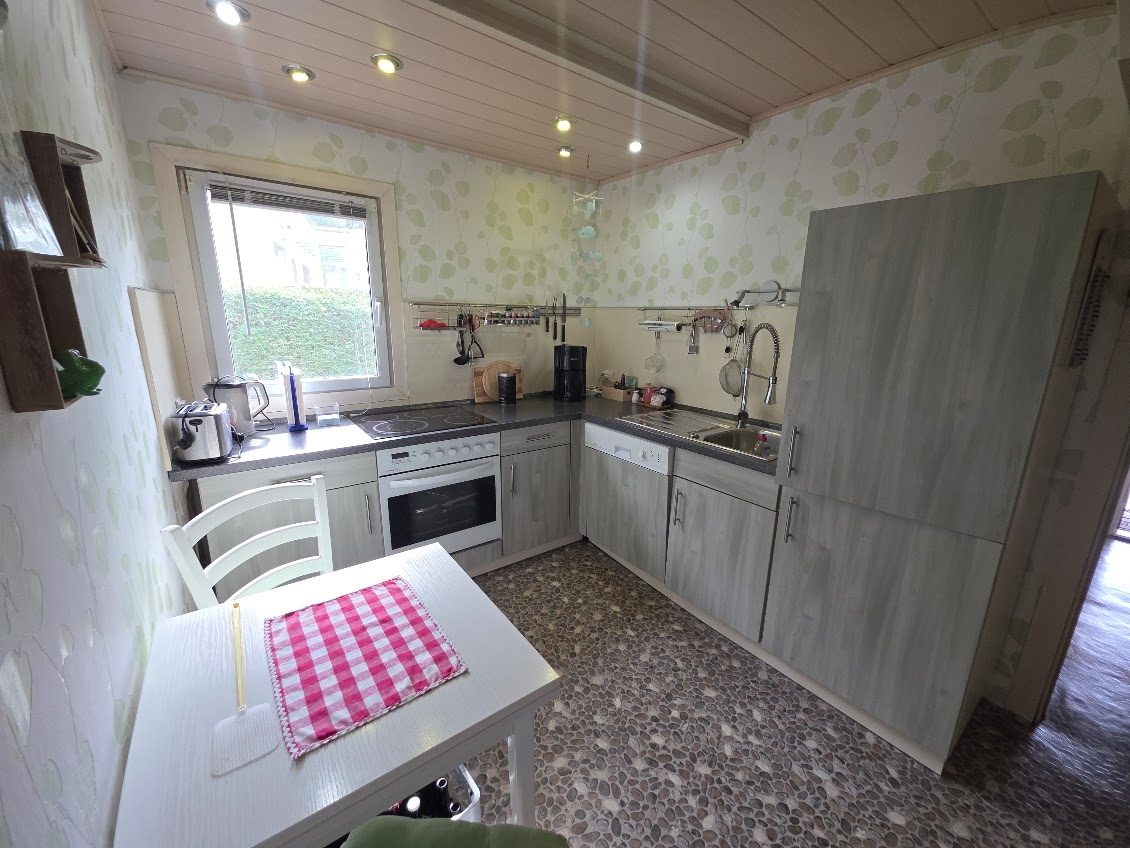 Immobilienangebot - Neuruppin - Alle - Fast erste Reihe zum See: Zwei Datschen mit Bootshaus und Steg