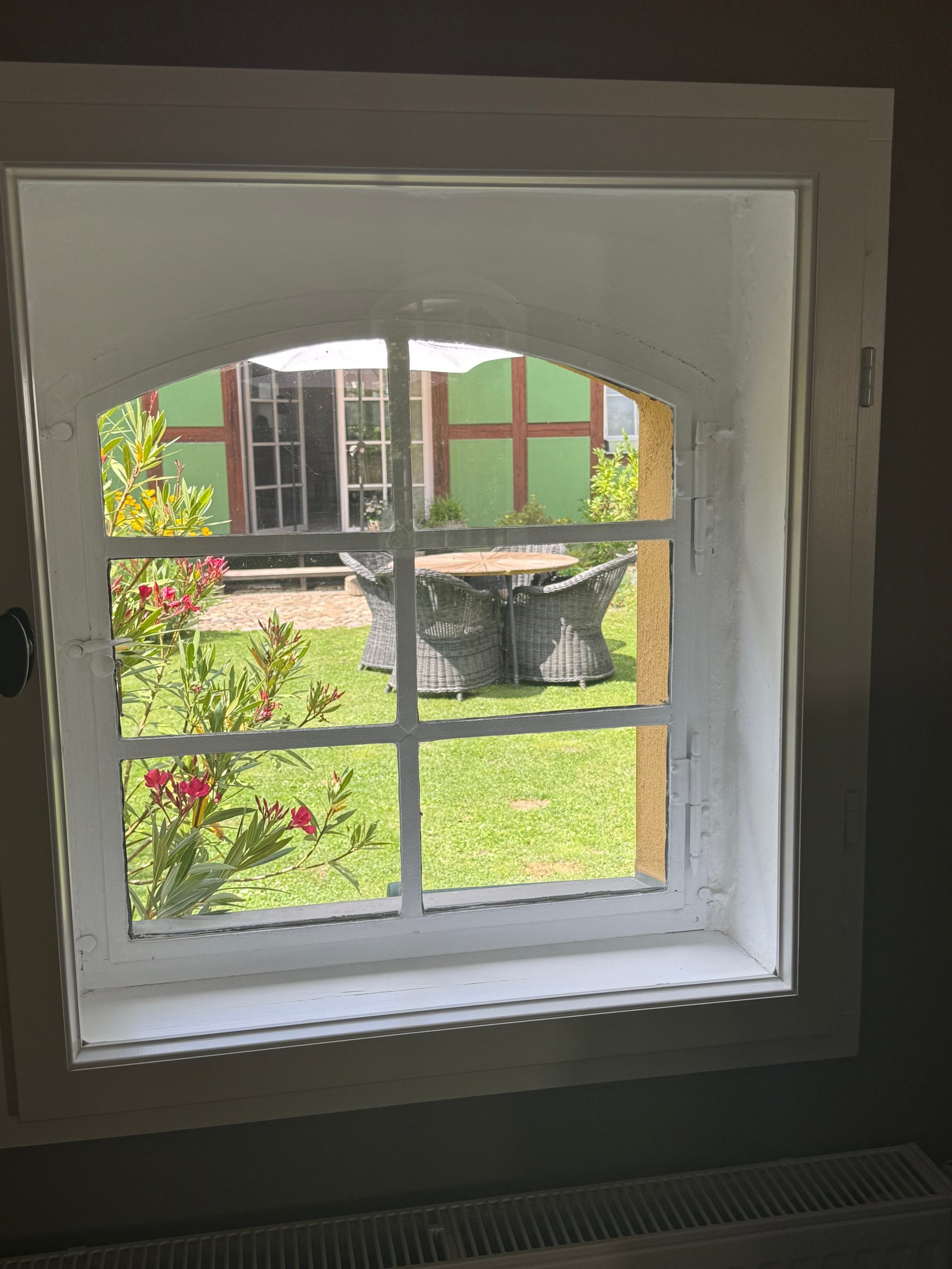 Immobilienangebot - Wustrau - Alle - Verstecktes Kleinod mit Vorderhaus, ausgebauter Remise und großem Garten