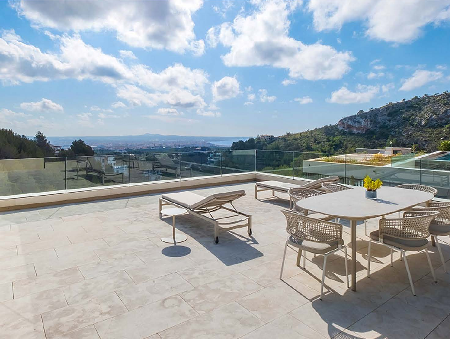 Immobilienangebot - Mallorca (Son Vida)  - Alle - Exklusive Neubauvilla mit Gästeapartment, Wellnessbereich und Meerblick in Son Vida
