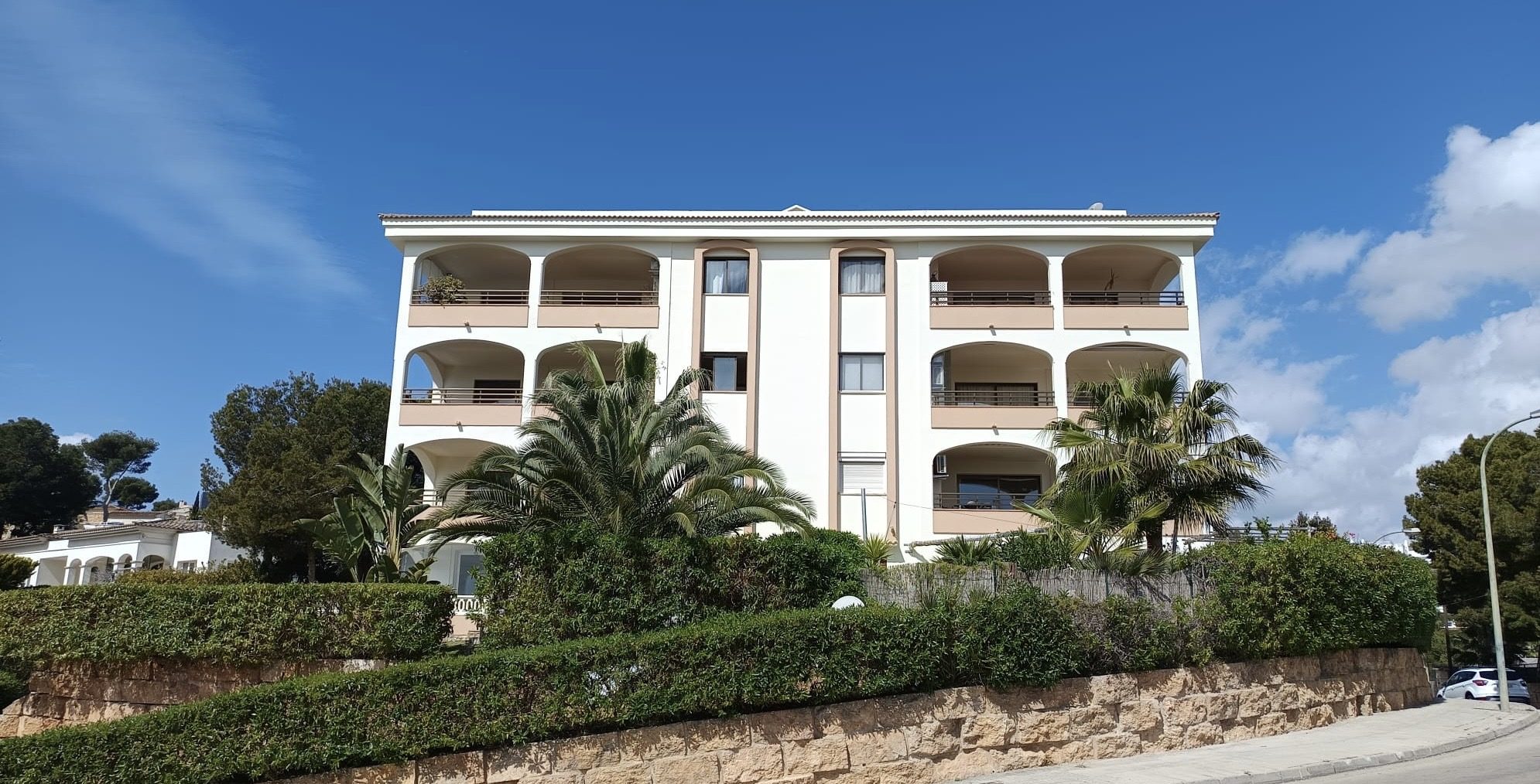 Immobilienangebot - Mallorca (Cala Vinyes) - Alle - Komfortable Meerblick-Wohnung mit großer Terrasse in begehrter Lage von Cala Vinyes        zur Miete