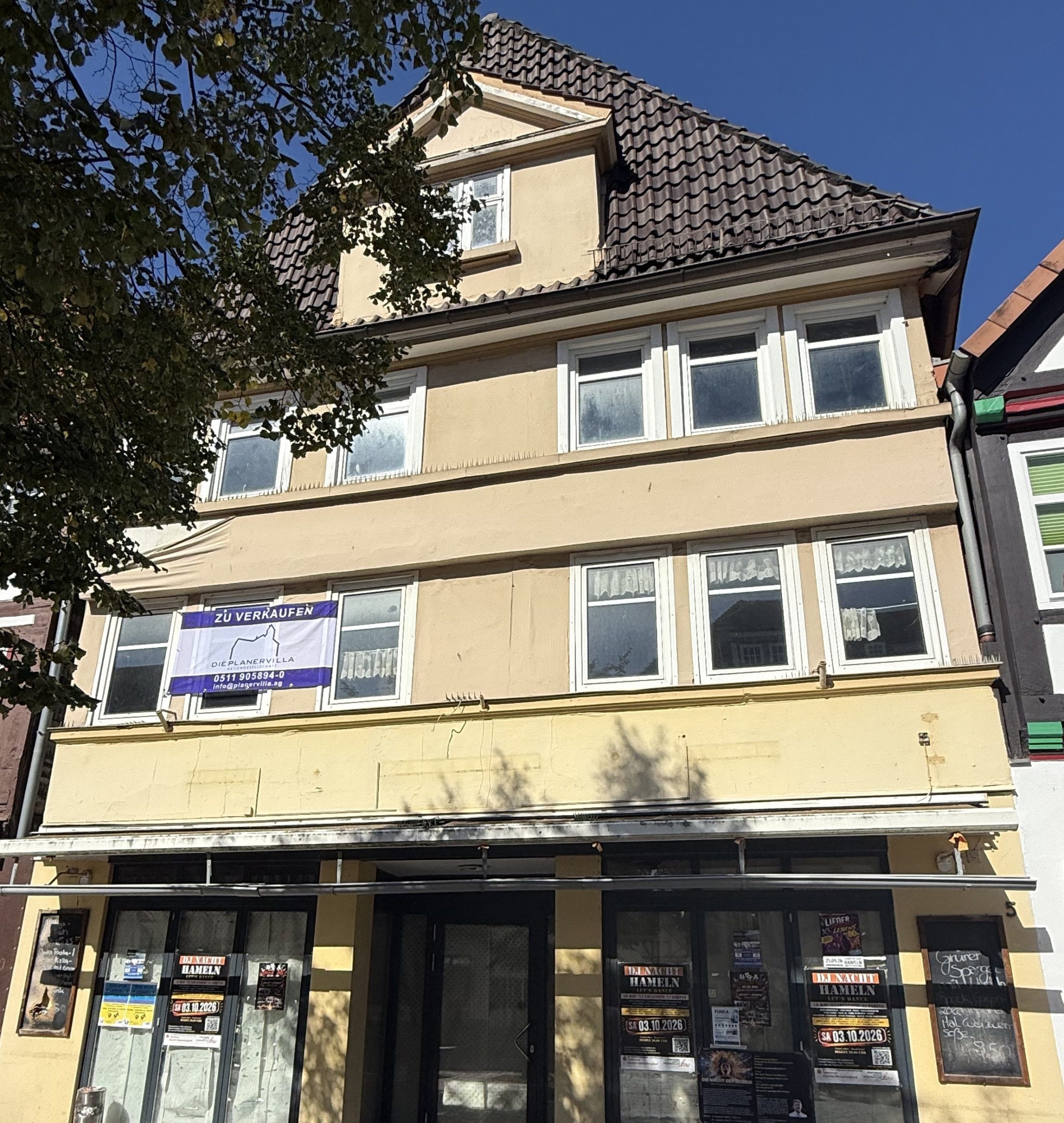 Immobilienangebot - Hameln - Alle - Historisches Wohn- und Geschäftshaus mit Entwicklungspotenzial - Top-Lage der Hamelner Fußgängerzone