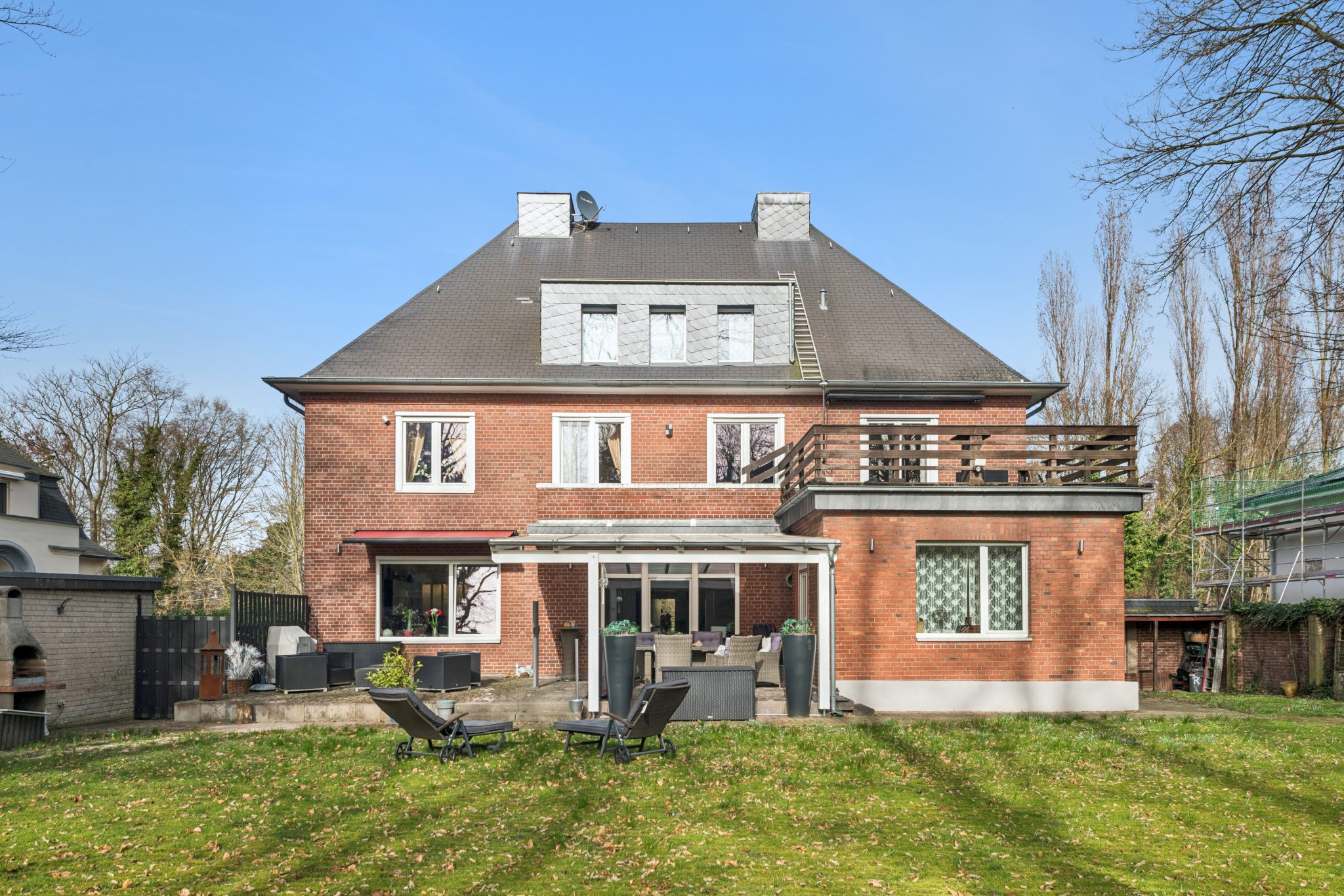 Immobilienangebot - Hürth - Alle - Repräsentative denkmalgeschützte Villa – historisches Direktorenhaus von 1929