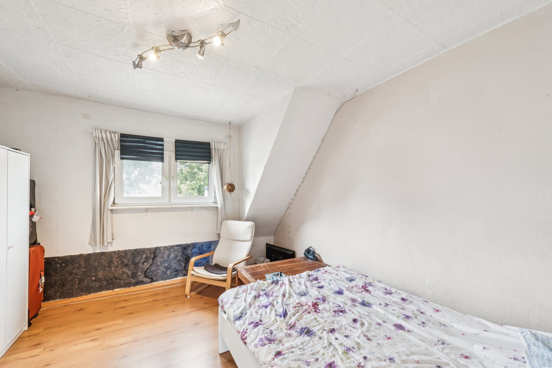 Immobilienangebot - Köln - Alle - Dreifamilienhaus mit Entwicklungspotenzial – leer übergebbar & vielseitig nutzbar