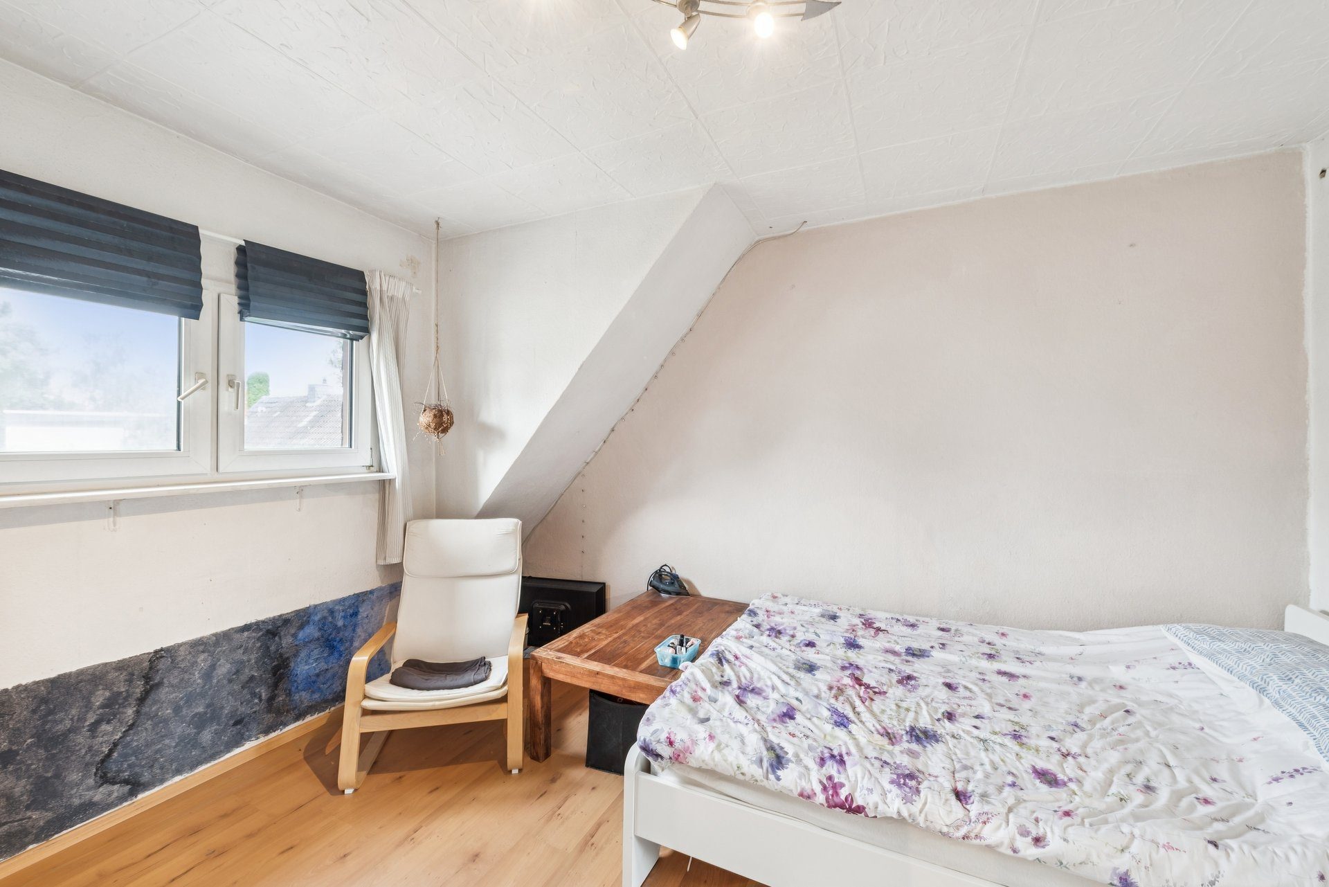 Immobilienangebot - Köln - Alle - Dreifamilienhaus mit Entwicklungspotenzial – leer übergebbar & vielseitig nutzbar