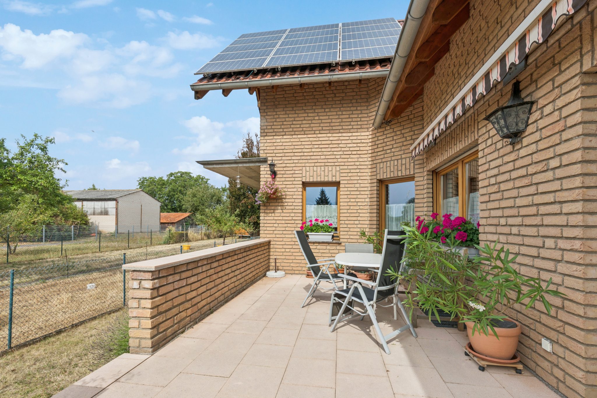 Immobilienangebot - Zülpich - Alle - Großzügiges, freistehendes Massivhaus mit großem Grundstück und vielseitigem Nutzungspotenzial