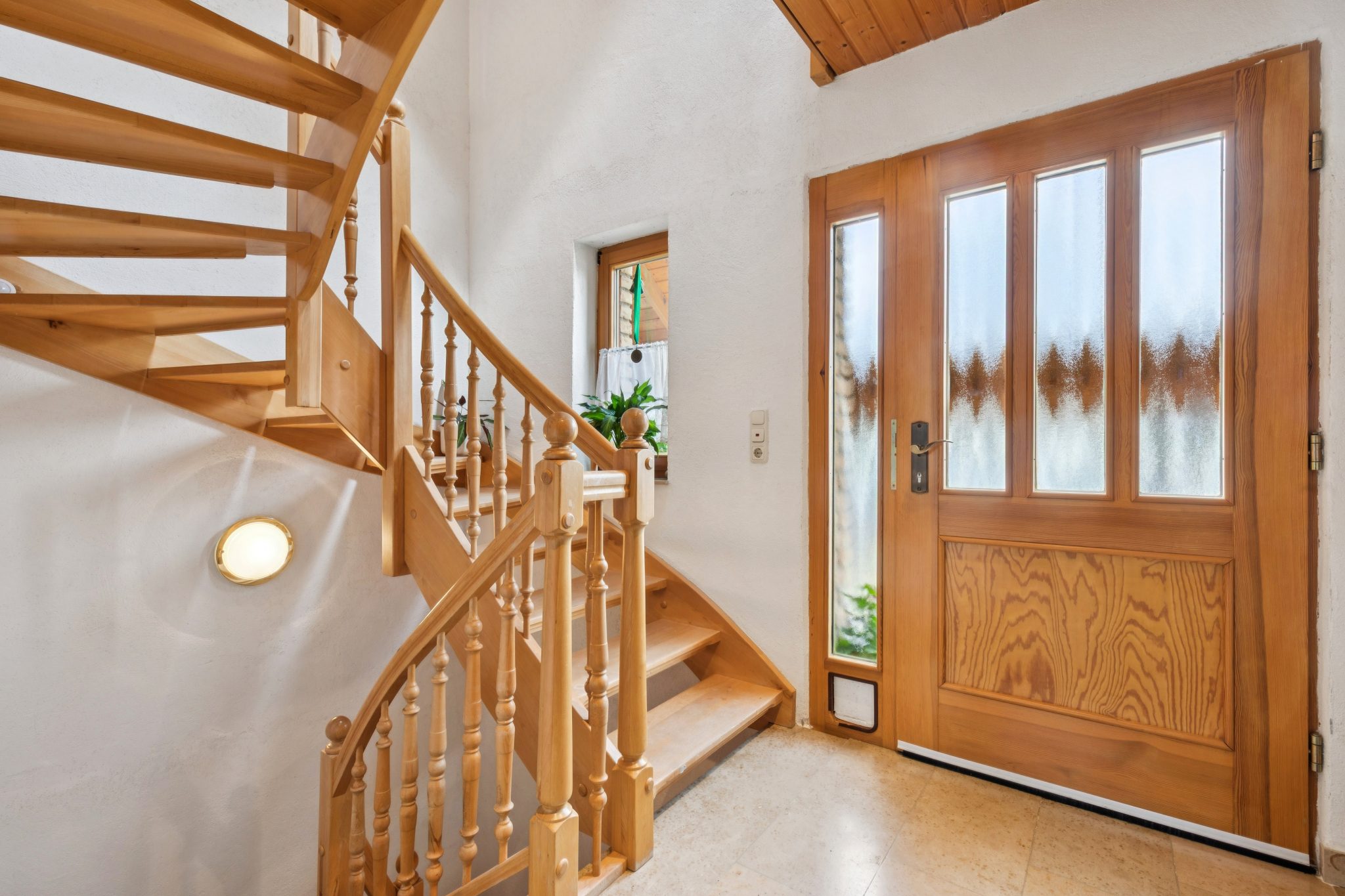 Immobilienangebot - Zülpich - Alle - Großzügiges, freistehendes Massivhaus mit großem Grundstück und vielseitigem Nutzungspotenzial