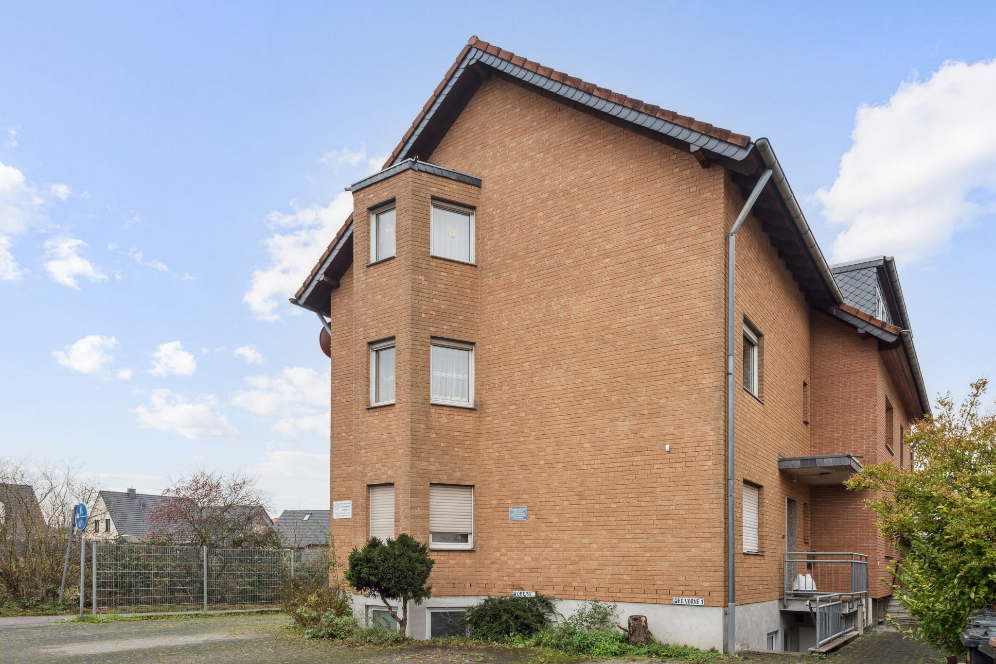 Immobilienangebot - Weilerswist - Alle - Attraktives 5-Familienhaus in Weilerswist-Vernich – voll vermietet, 5,5 % Rendite