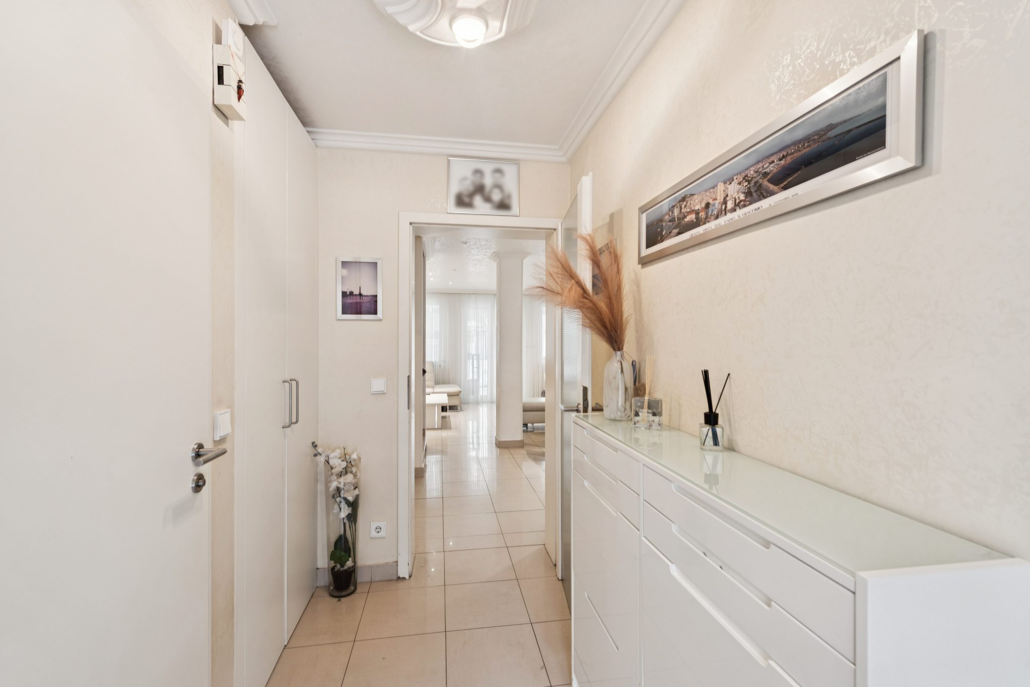 Immobilienangebot - Köln - Alle - Einziehen & Wohlfühlen – Stilvolle Doppelhaushälfte mit Terrasse und Kamin