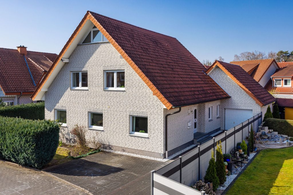 Immobilienangebot - BI-Sennestadt - Alle - Familientraum mit 6 Zimmern!