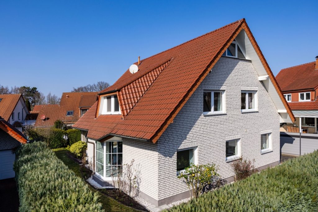 Immobilienangebot - BI-Sennestadt - Alle - Familientraum mit 6 Zimmern!