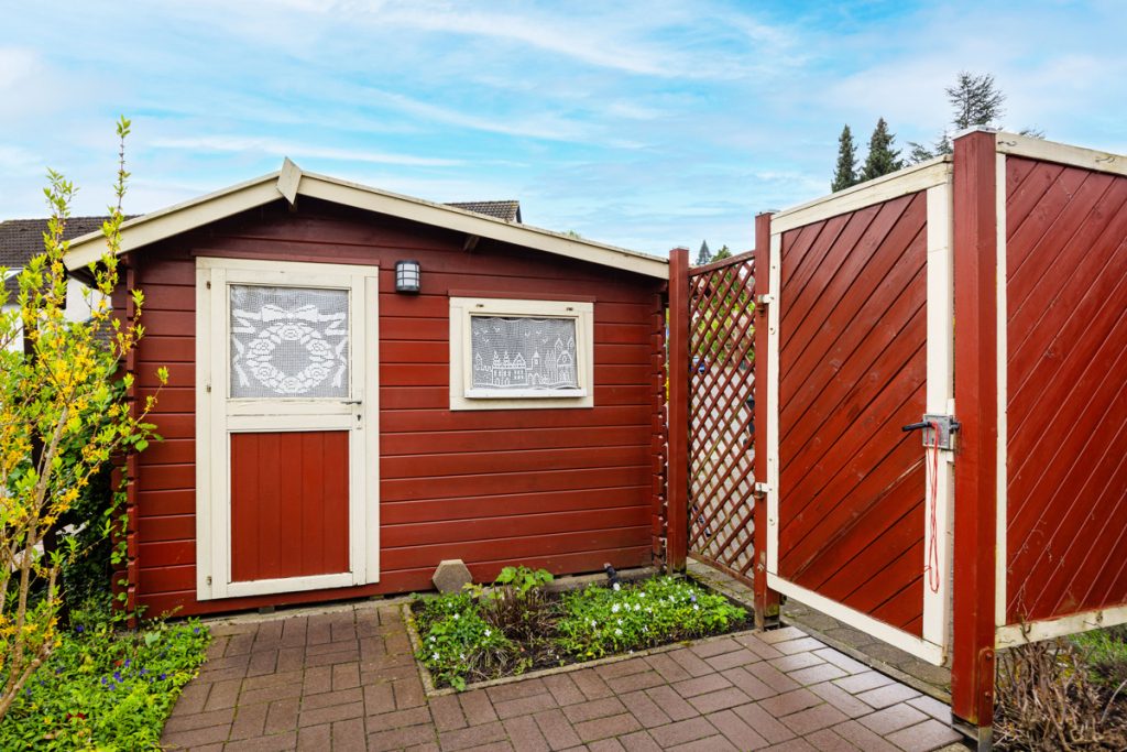 Immobilienangebot - Großdornberg - Alle - Wohnkomfort auf drei Ebenen: Gepflegtes Reihenendhaus in beliebter Lage!