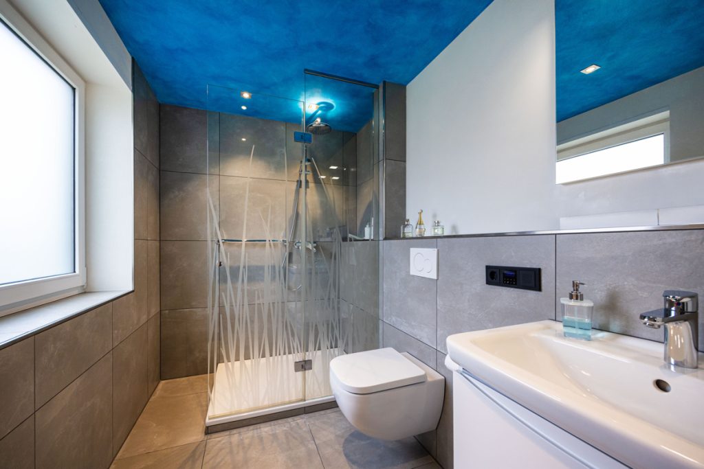 Immobilienangebot - Großdornberg - Alle - Wohnkomfort auf drei Ebenen: Gepflegtes Reihenendhaus in beliebter Lage!
