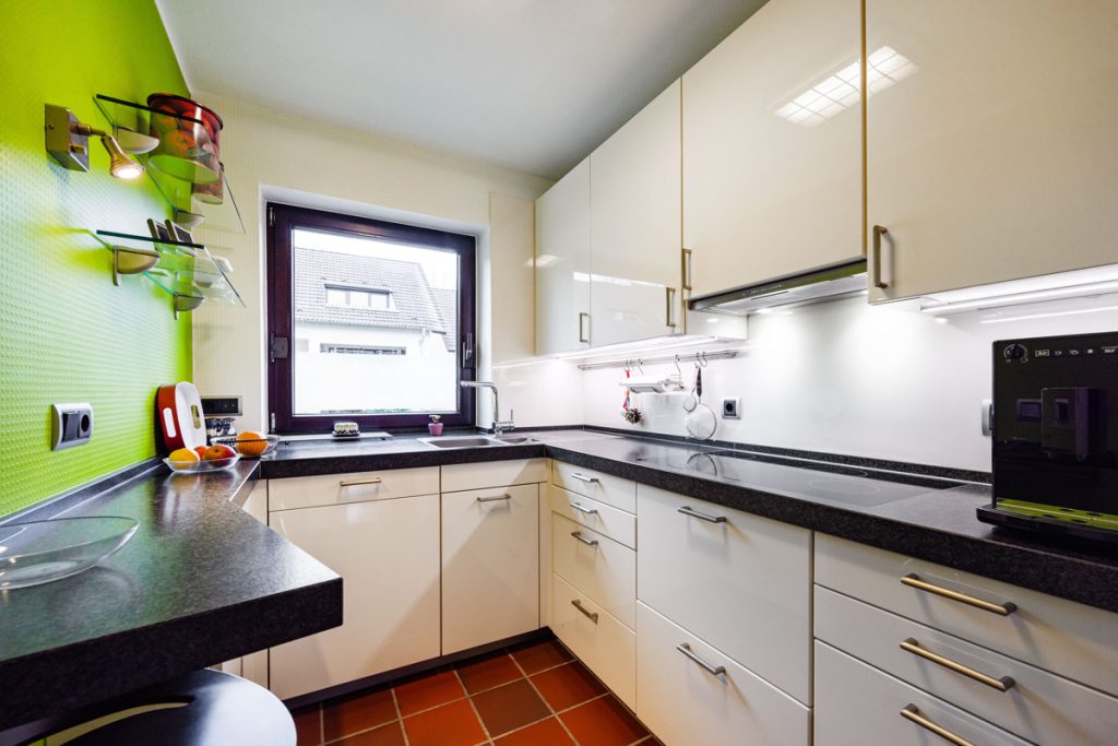 Immobilienangebot - Großdornberg - Alle - Wohnkomfort auf drei Ebenen: Gepflegtes Reihenendhaus in beliebter Lage!