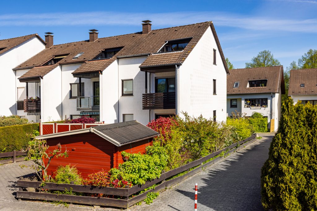 Immobilienangebot - Großdornberg - Alle - Wohnkomfort auf drei Ebenen: Gepflegtes Reihenendhaus in beliebter Lage!