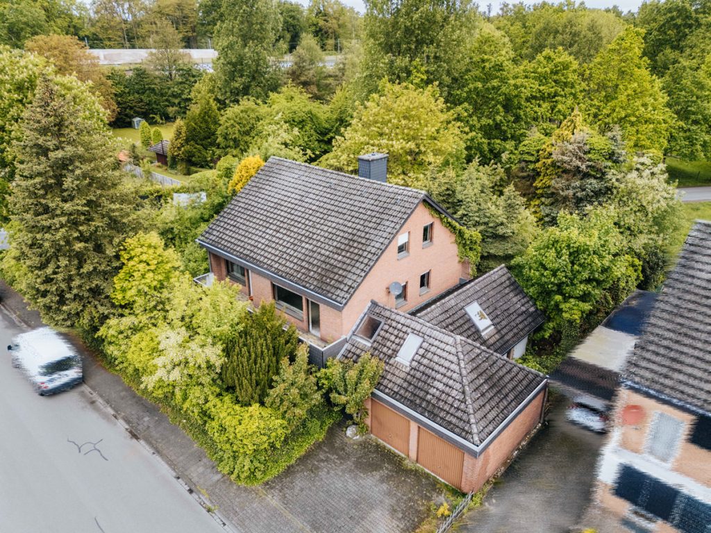 Immobilienangebot - Gütersloh - Alle - Packen Sie es an - renovierungsbedürftiges Einfamilienhaus in Avenwedde