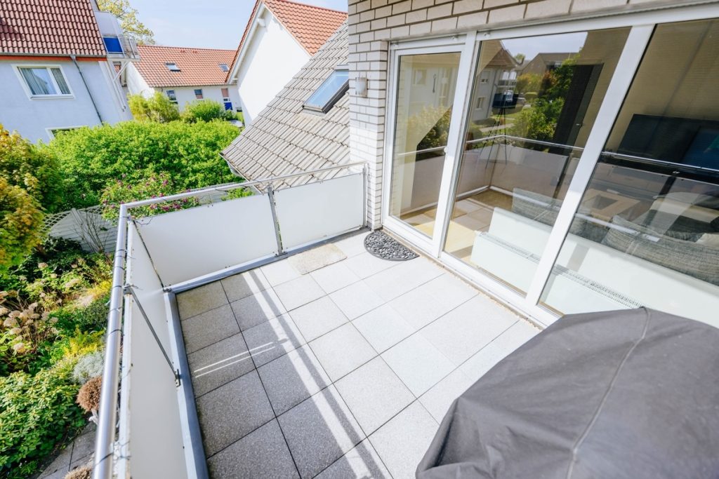 Immobilienangebot - BI-Brackwede - Alle - Charmantes Zuhause mit Balkon, Carport & Komfort – Gepflegte 3-Zimmer-Wohnung