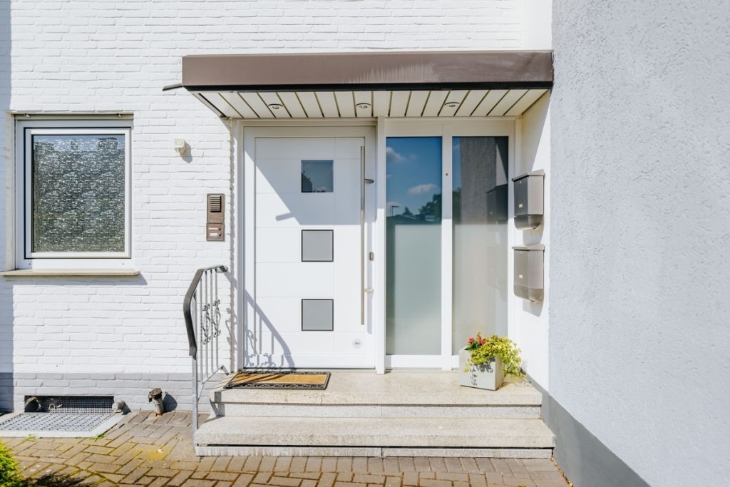 Immobilienangebot - Bi-Sennestadt - Alle - Ruhe, Platz und Potenzial - Reihenmittelhaus mit zwei Wohneinheiten