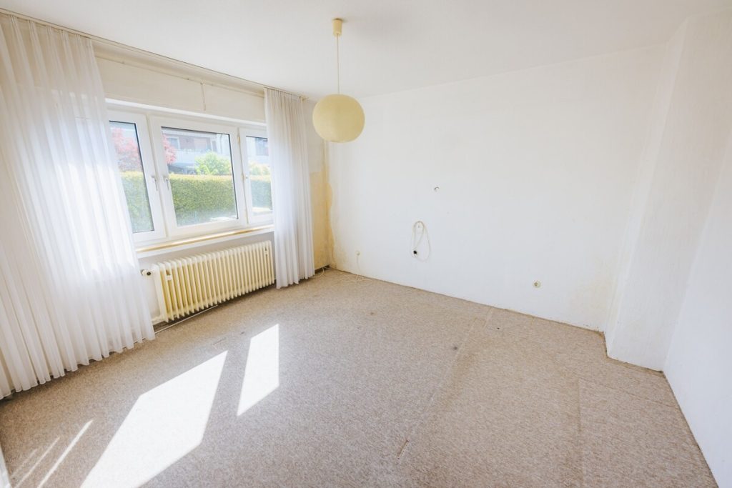 Immobilienangebot - Bi-Sennestadt - Alle - Ruhe, Platz und Potenzial - Reihenmittelhaus mit zwei Wohneinheiten