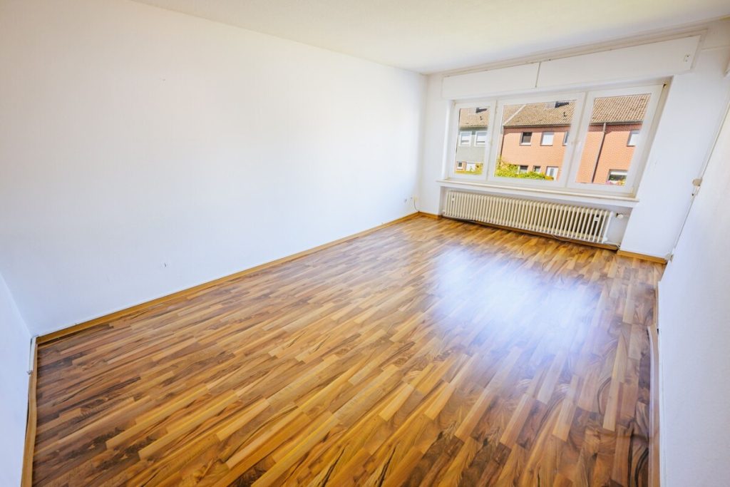 Immobilienangebot - Bi-Sennestadt - Alle - Ruhe, Platz und Potenzial - Reihenmittelhaus mit zwei Wohneinheiten