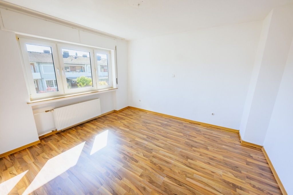 Immobilienangebot - Bi-Sennestadt - Alle - Ruhe, Platz und Potenzial - Reihenmittelhaus mit zwei Wohneinheiten