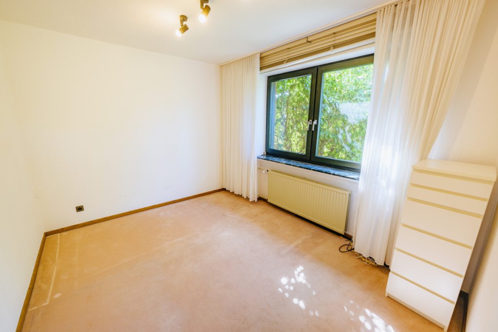 Immobilienangebot - BI-Sennestadt - Alle - Perfekt für die Familie!
Großzügiges Einfamilienhaus auf tollem Grundstück