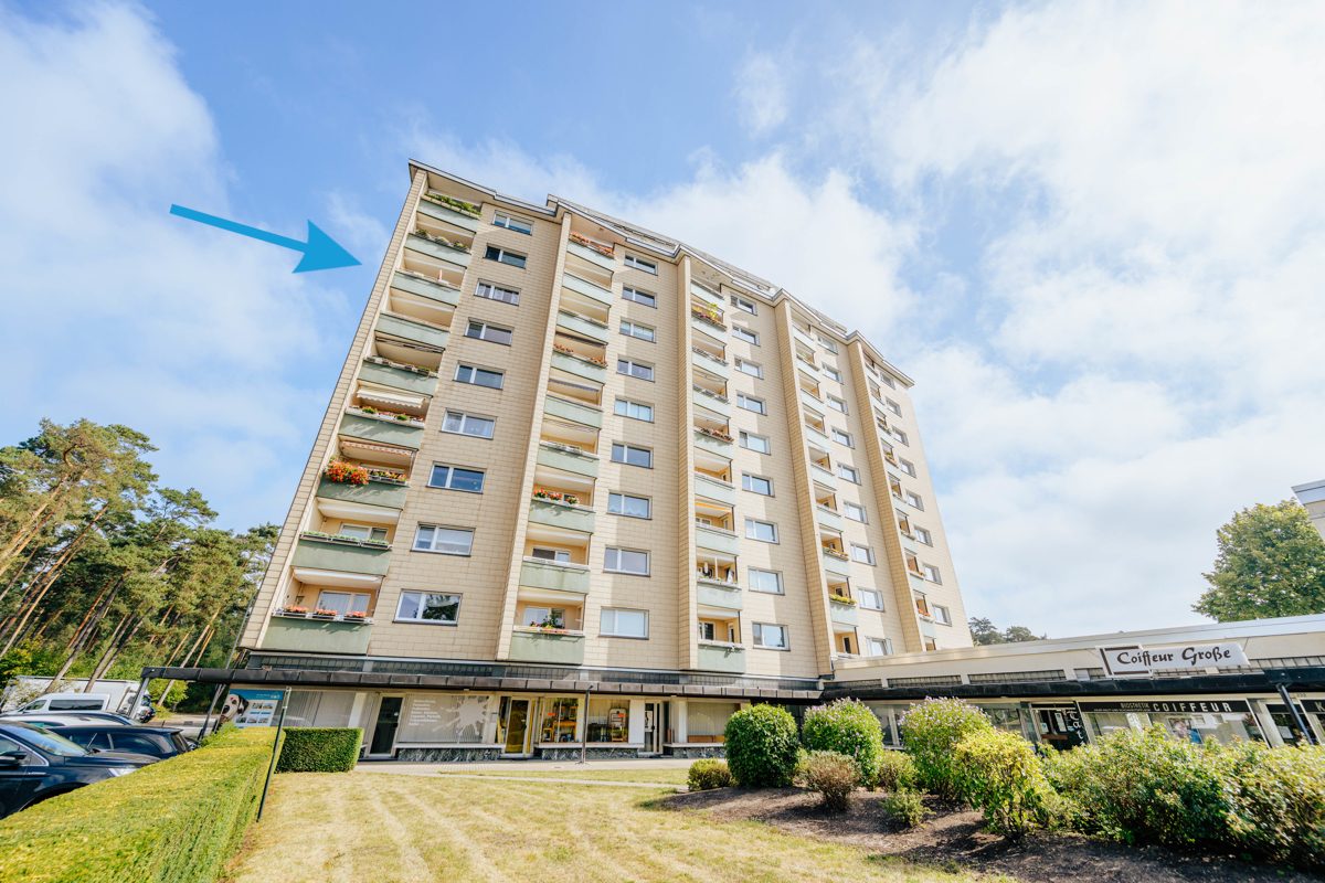 Titelbild Immobilienangebot - BI-Sennestadt - Alle - Viel Wohnung für wenig Geld!
4-Zimmer-Eigentumswohnung mit guter Substanz