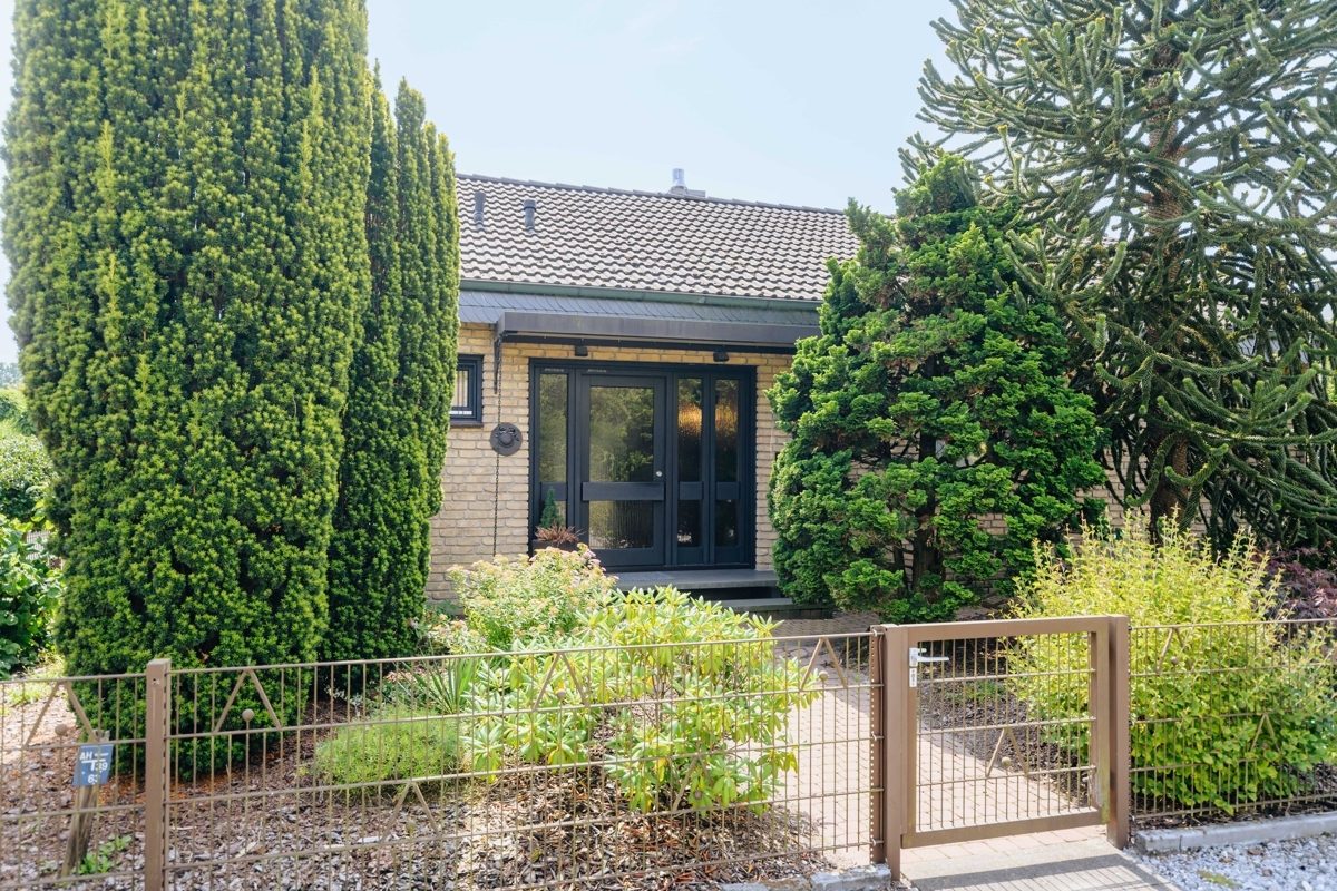Titelbild Immobilienangebot - BI-Senne - Alle - Ideal für bis zu 3 Personen!
Gepflegter Bungalow auf kleinem Grundstück