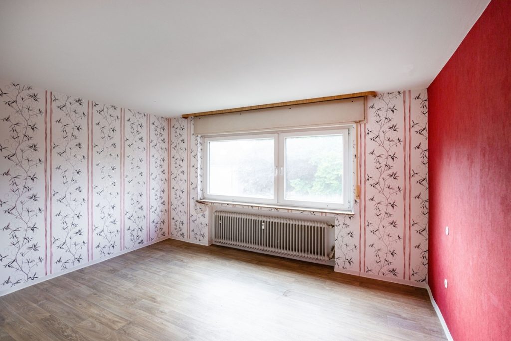Immobilienangebot - Bielefeld / Brackwede - Alle - Packen Sie es an - 4-Zi.-Eigentumswohnung mit Loggia!