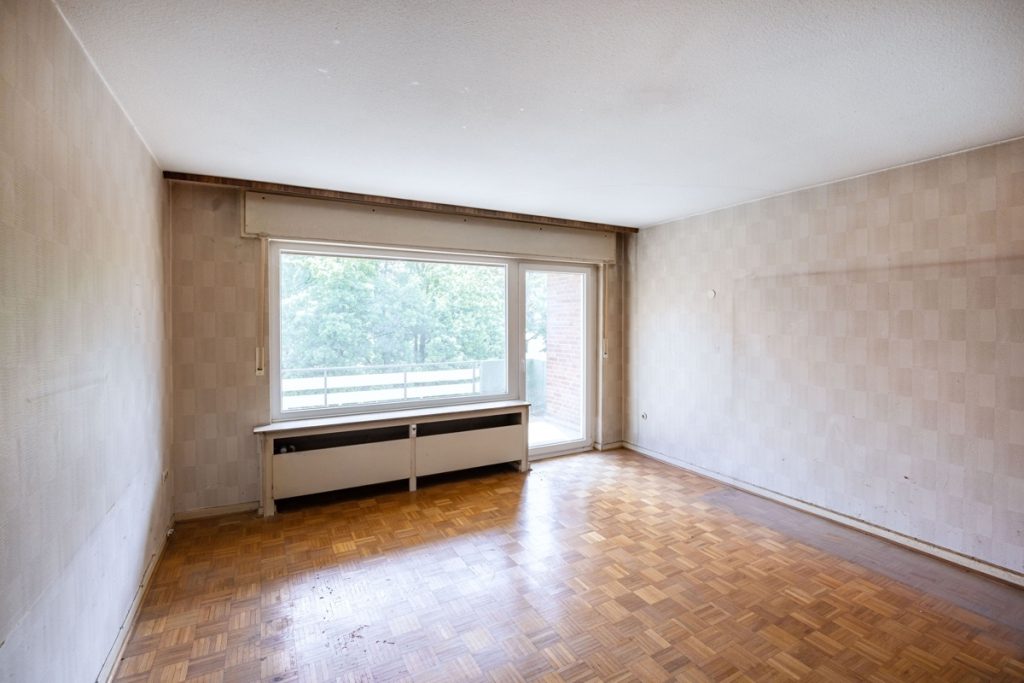 Immobilienangebot - Bielefeld / Brackwede - Alle - Packen Sie es an - 4-Zi.-Eigentumswohnung mit Loggia!