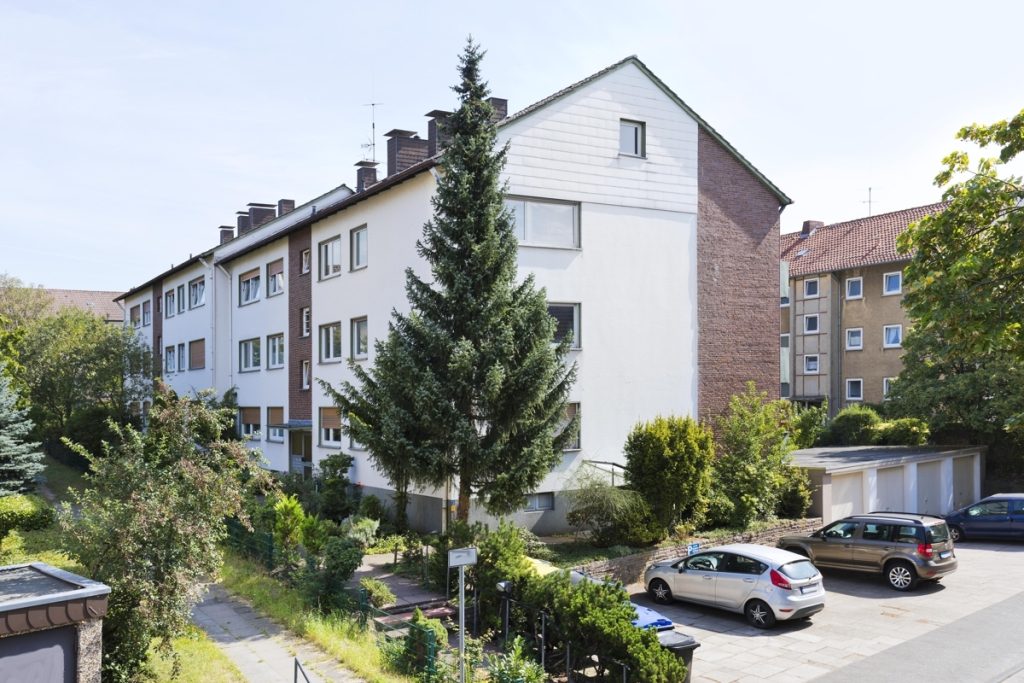 Immobilienangebot - Bielefeld / Brackwede - Alle - Packen Sie es an - 4-Zi.-Eigentumswohnung mit Loggia!