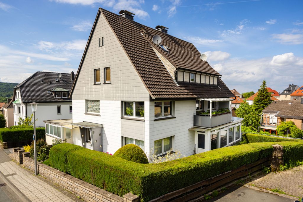 Immobilienangebot - BI-Gadderbaum - Alle - Gepflegtes Mehrfamilienhaus mit Entwicklungspotenzial