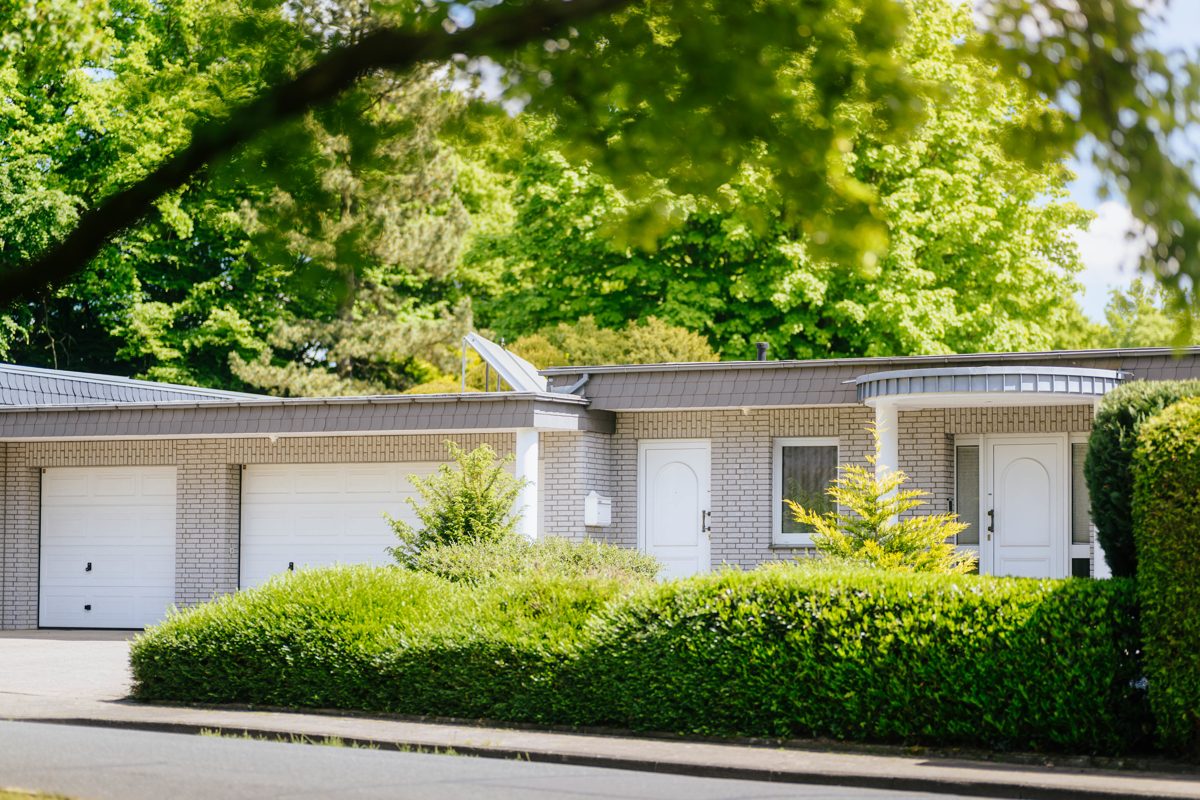 Ansicht Immobilienangebot - BI-Senne - Alle - Modernes Wohnen mit Stil, Komfort und den
Vorzügen eines Bungalows!