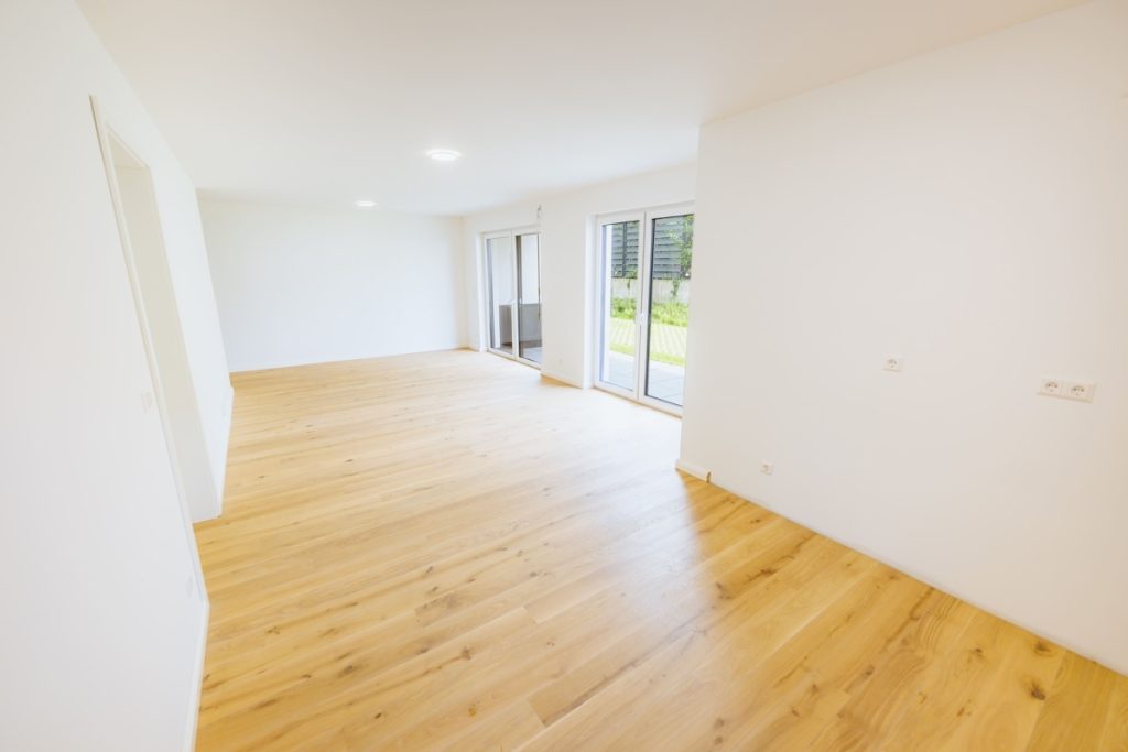 Immobilienangebot - Schloß Holte-Stukenbrock - Alle - Neubau-Komfort auf einer Ebene! 2-Zimmer-Eigentumswohnung mit TG-Stellplatz