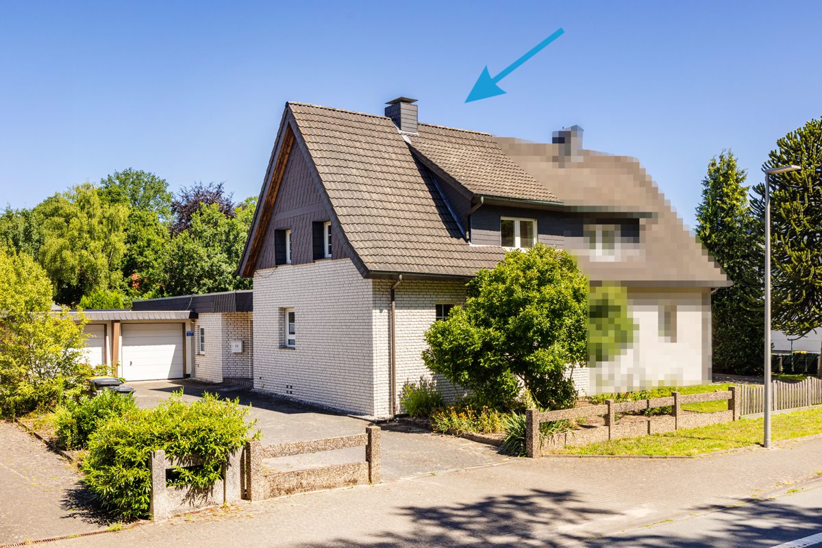 Immobilienangebot - Bielefeld / Brackwede - Alle - Viel Platz zum Entfalten!
Doppelhaushälfte mit Garagen auf tollem Grundstück
