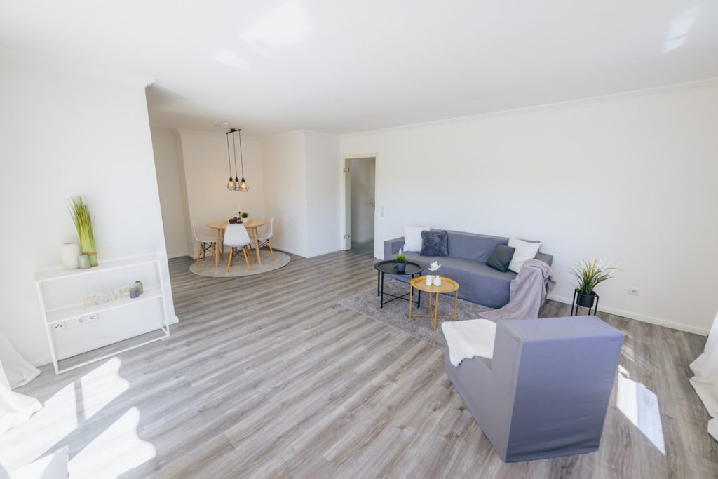 Mit Garten, Garage & Einbauküche – moderne Maisonettewohnung - Foto 2