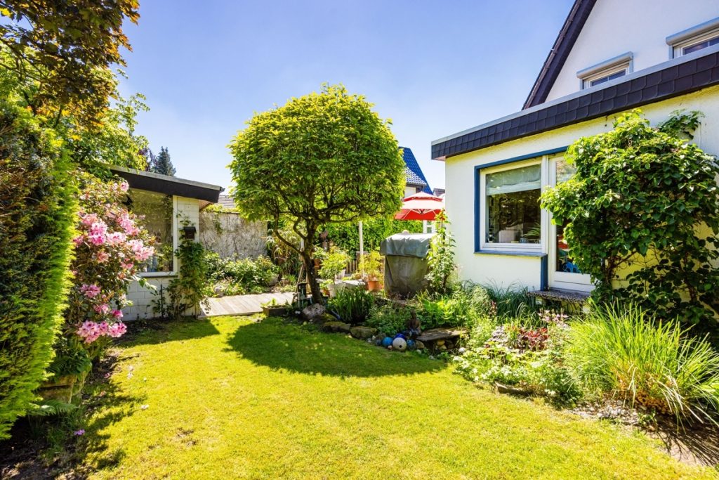Immobilienangebot - Bielefeld-Brackwede - Alle - Charmant, gemütlich, besonders – ein Haus mit Charakter