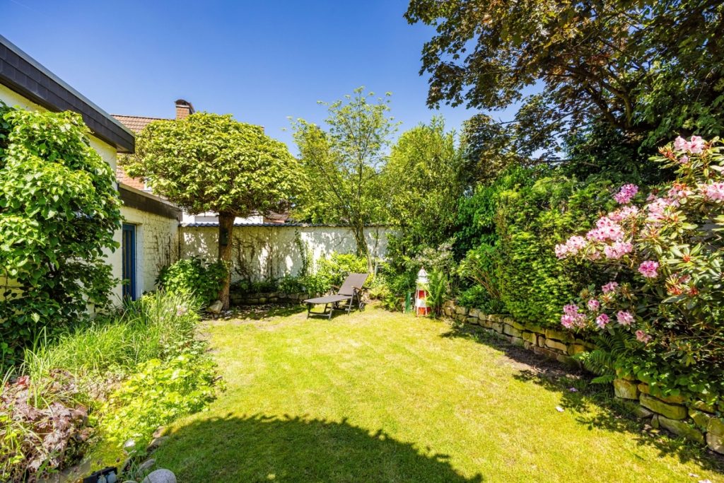 Immobilienangebot - Bielefeld-Brackwede - Alle - Charmant, gemütlich, besonders – ein Haus mit Charakter