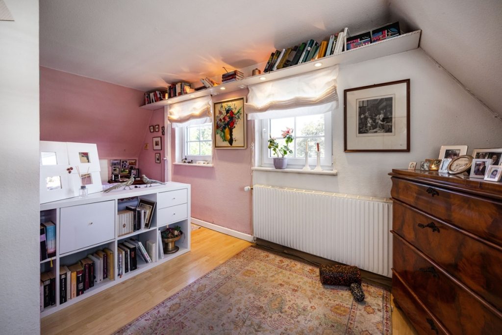 Immobilienangebot - Bielefeld-Brackwede - Alle - Charmant, gemütlich, besonders – ein Haus mit Charakter