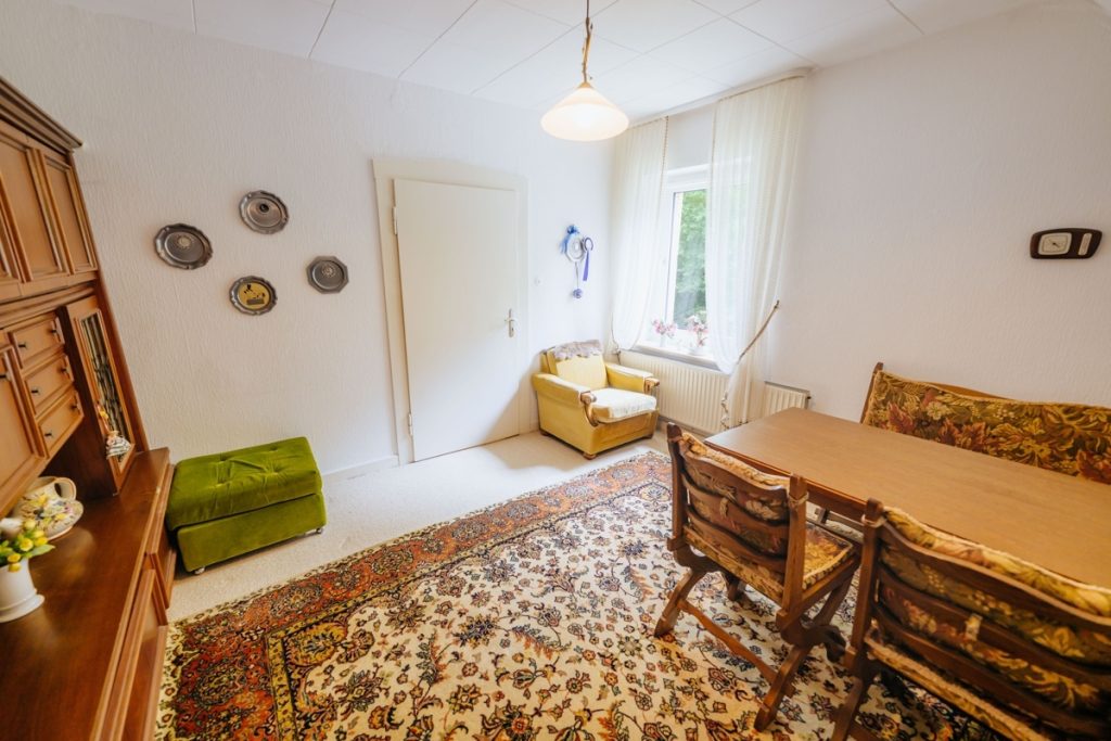Immobilienangebot - Bad Salzuflen - Wüsten - Alle - Für eigene Wege! Charaktervolles Bruchsteinhaus im Außenbereich