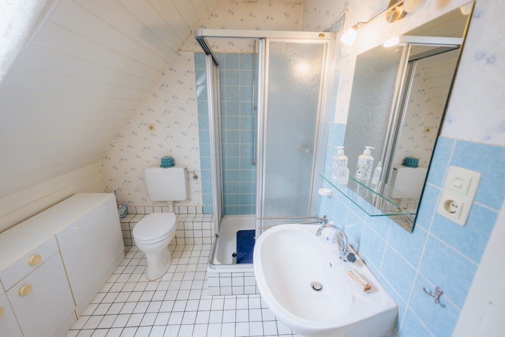 Immobilienangebot - Bad Salzuflen - Wüsten - Alle - Für eigene Wege! Charaktervolles Bruchsteinhaus im Außenbereich