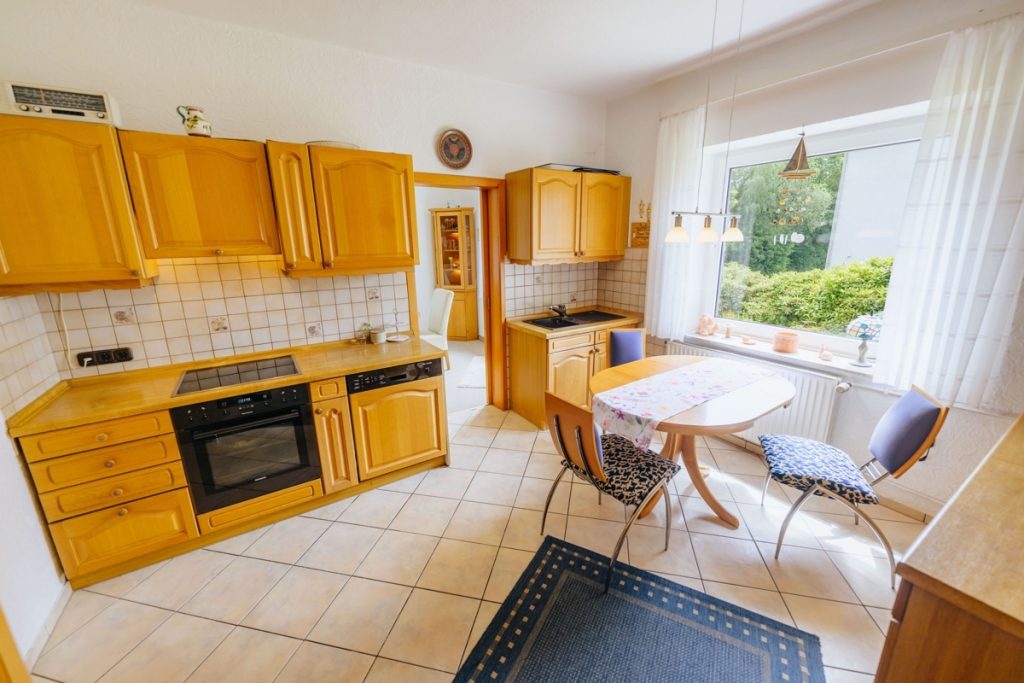 Immobilienangebot - Bad Salzuflen - Wüsten - Alle - Für eigene Wege! Charaktervolles Bruchsteinhaus im Außenbereich