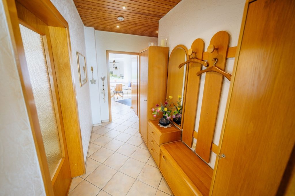 Immobilienangebot - Bad Salzuflen - Wüsten - Alle - Für eigene Wege! Charaktervolles Bruchsteinhaus im Außenbereich