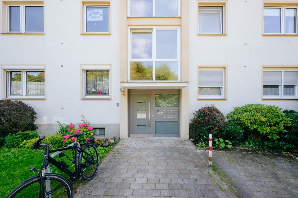 Immobilienangebot - Bielefeld / Sennestadt - Alle - Bezugsfrei! Tolle Raumaufteilung mit Südbalkon